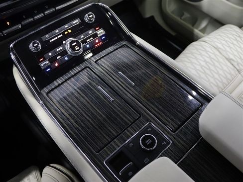 Used 2019 Lincoln Navigator L Black Label image 35