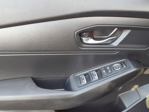 Used 2023 Honda Accord LX image 12