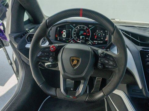 Used 2024 Lamborghini Revuelto image 77