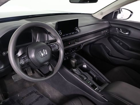 Used 2025 Honda Accord SE image 26