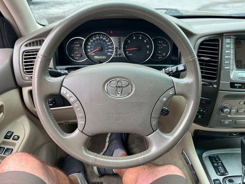 Used 2006 Toyota Land Cruiser image 79