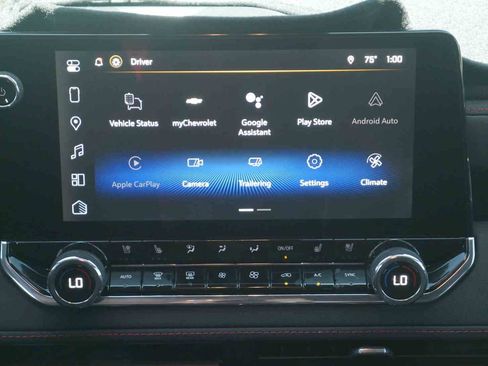 Used 2026 Chevrolet Colorado Z71 w/ Technology Package AWD/4WD image 7