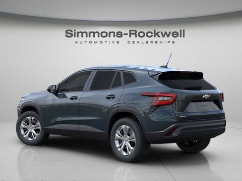 New 2026 Chevrolet Trax LS FWD image 5