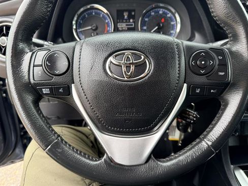Used 2018 Toyota Corolla SE w/ Body Protection Package FWD image 26