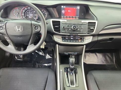 Used 2015 Honda Accord Sport image 36