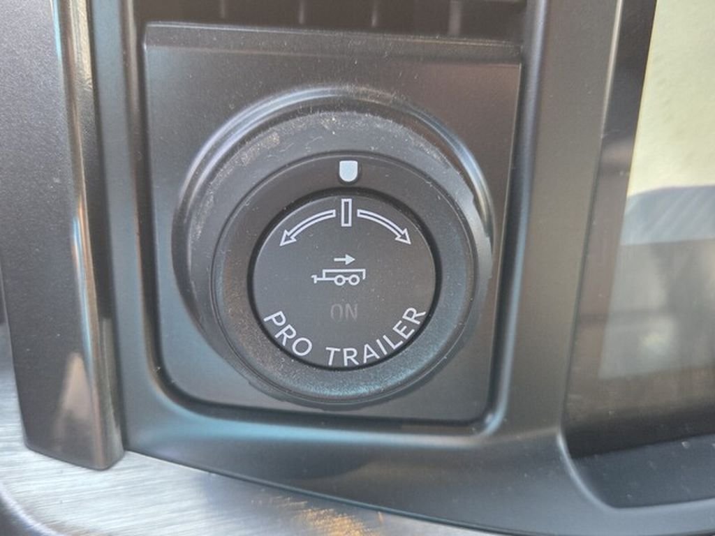 Used 2021 Ford F150 Lariat AWD/4WD image 26