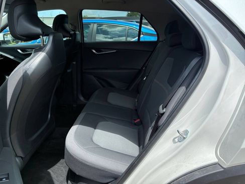 Used 2026 Kia Niro LX FWD image 20