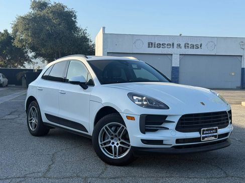 Used 2021 Porsche Macan AWD/4WD image 1