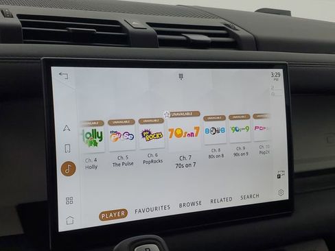 Used 2025 Land Rover Defender 110 S image 25