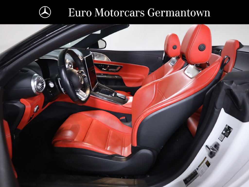 Certified 2022 Mercedes-Benz SL 55 AMG 4MATIC w/ Driver Assistance Package image 39