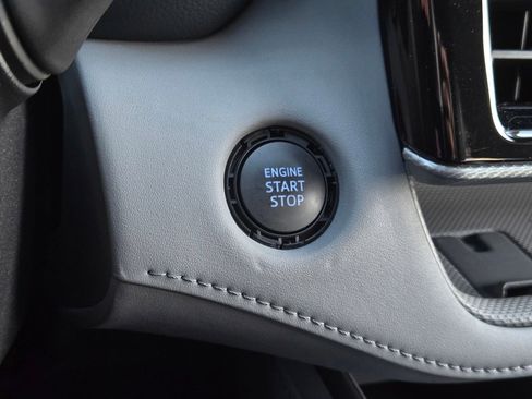 Used 2022 Toyota Highlander Platinum AWD/4WD image 23