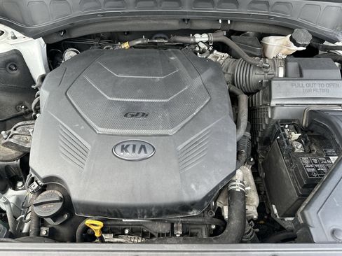 Certified 2021 Kia Telluride LX FWD image 17