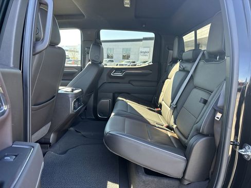 Used 2025 GMC Sierra 1500 Denali image 30