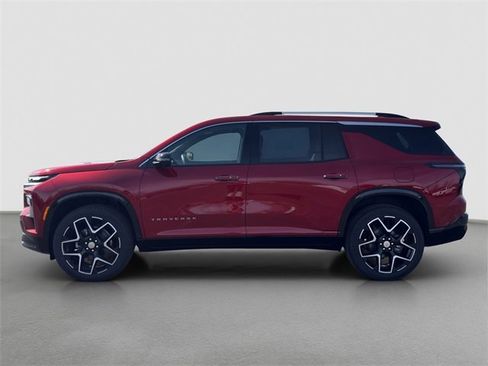 New 2026 Chevrolet Traverse High Country image 3
