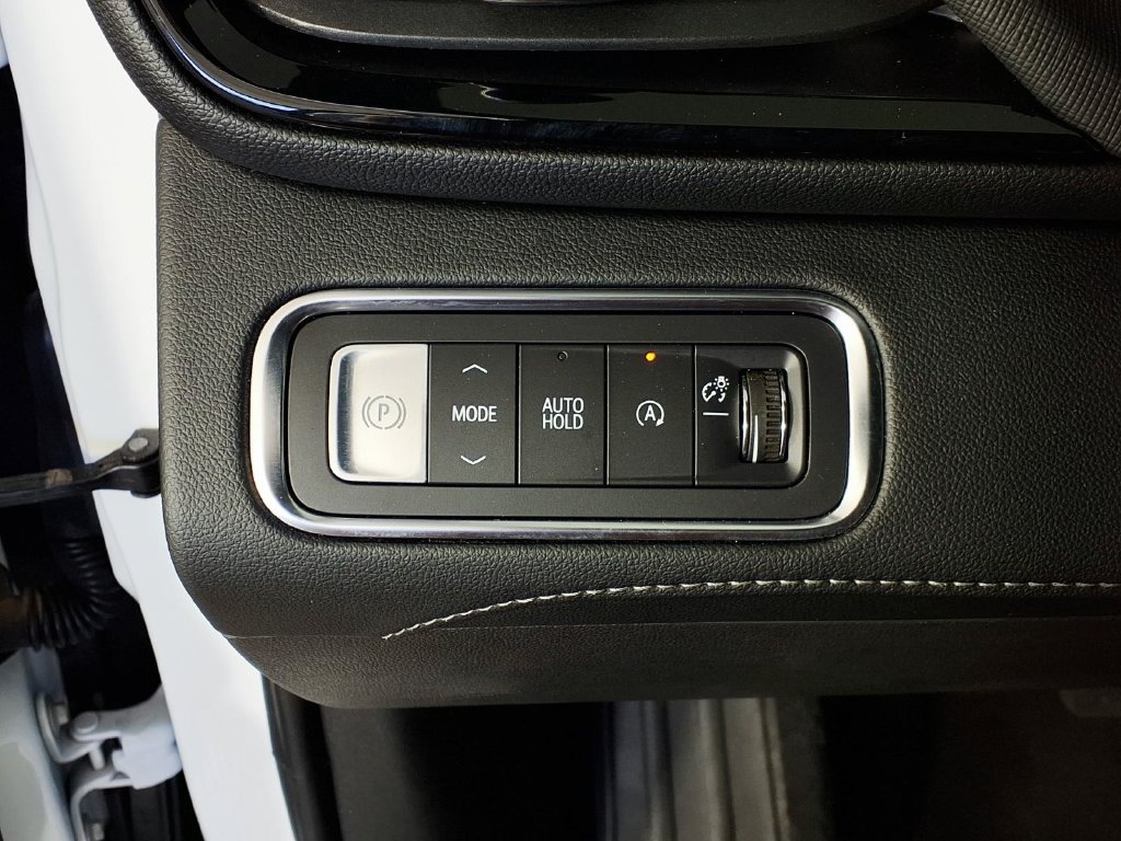 Used 2026 Buick Enclave Sport Touring FWD image 19
