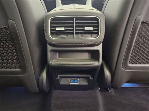 Used 2025 Mercedes-Benz GLE 53 AMG 4MATIC image 35