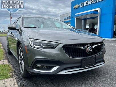Used 2019 Buick Regal Essence w/ Driver Confidence Package I