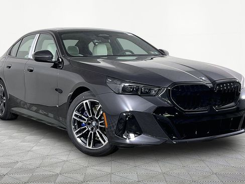 New 2026 BMW 530i xDrive AWD/4WD image 3