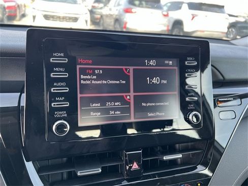 Used 2024 Toyota Camry SE w/ Convenience Package image 12