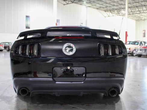 Used 2012 Ford Mustang GT Premium image 6