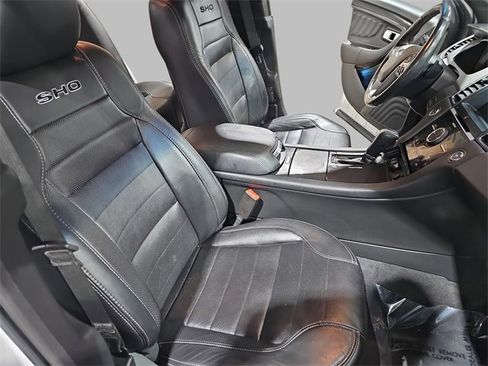 Used 2017 Ford Taurus SHO w/ Driver Assist Package image 10