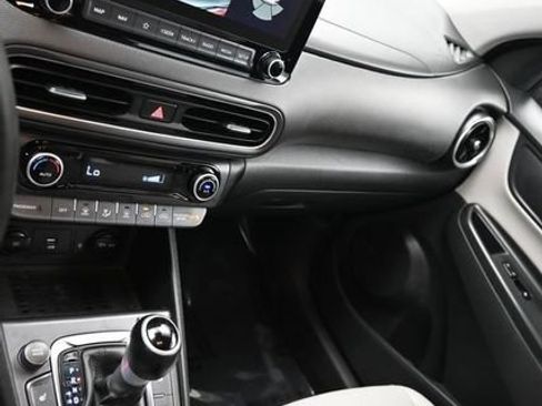 Used 2023 Hyundai Kona Limited FWD image 22
