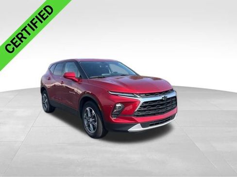 Used 2023 Chevrolet Blazer LT w/ Driver Confidence Package image 8