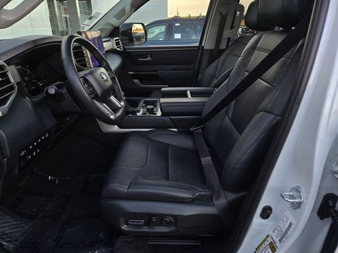Used 2024 Toyota Tundra Limited image 14
