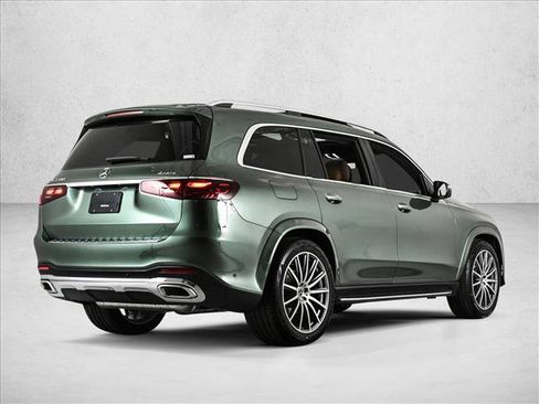 New 2026 Mercedes-Benz GLS 580 4MATIC image 5
