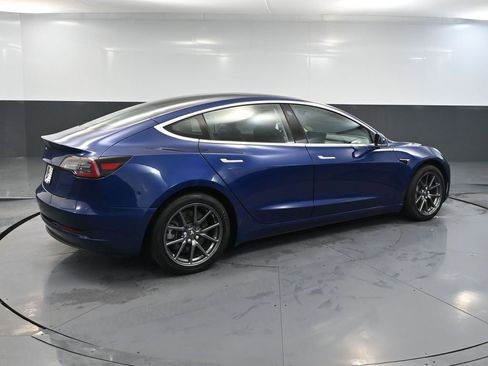 Used 2018 Tesla Model 3 Long Range image 4