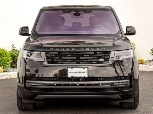 Certified 2023 Land Rover Range Rover Long Wheelbase SE AWD/4WD image 3