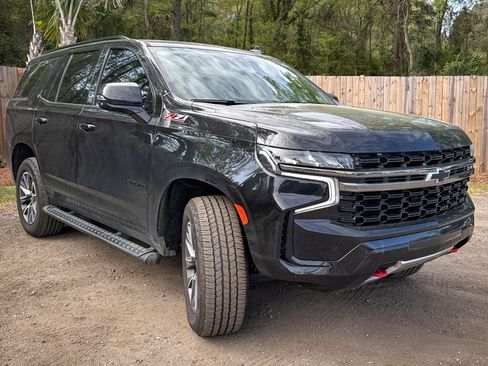 Used 2022 Chevrolet Tahoe Z71 w/ Luxury Package image 13