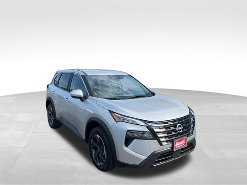 Used 2025 Nissan Rogue SV FWD image 39