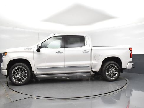 New 2025 Chevrolet Silverado 1500 High Country AWD/4WD image 4