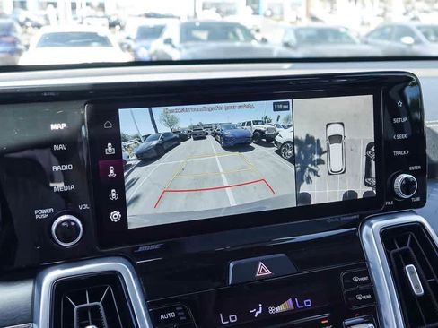 Certified 2023 Kia Sorento SX Prestige AWD/4WD image 23