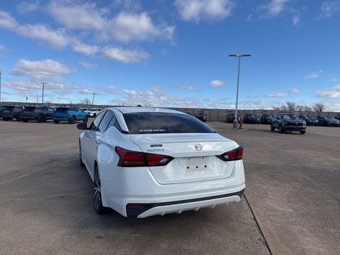 Used 2020 Nissan Altima 2.5 S image 9