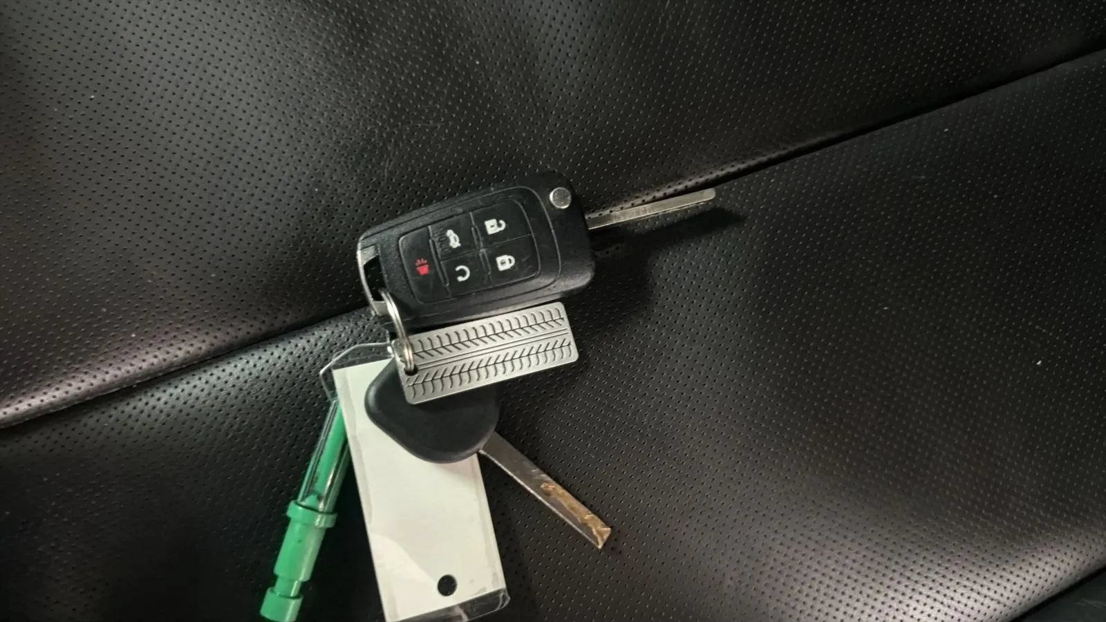 Used 2015 Chevrolet Equinox LTZ FWD image 23