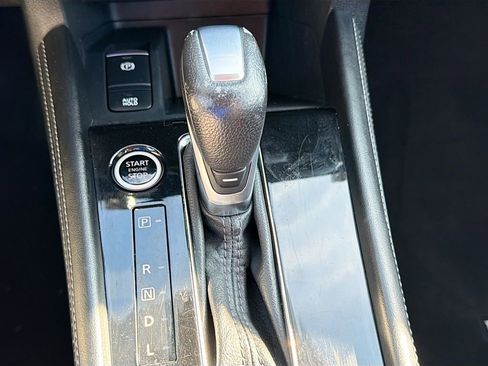 Used 2021 Nissan Kicks SR w/ Exterior Package image 17