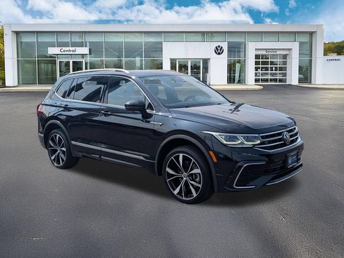 Certified 2023 Volkswagen Tiguan SEL R-Line AWD/4WD image 1