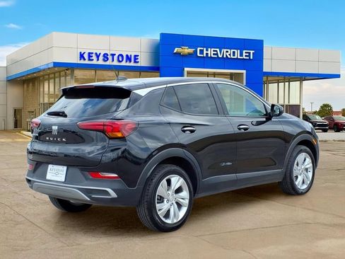 Used 2025 Buick Encore GX Preferred AWD/4WD image 7