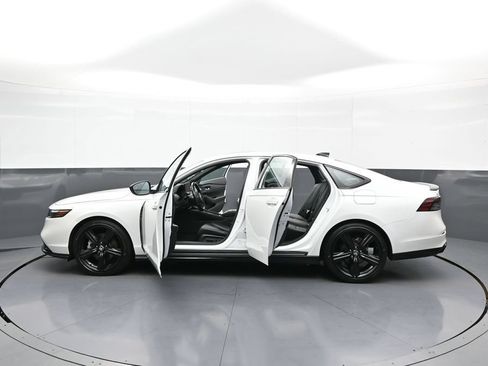 Certified 2023 Honda Accord Sport image 42