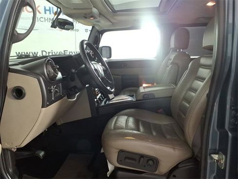 Used 2005 HUMMER H2 w/ Preferred Equipment Group image 15