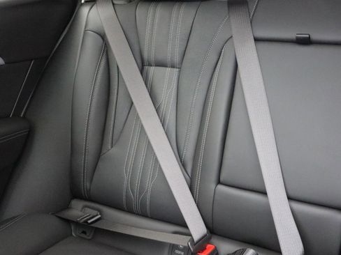 New 2026 Buick Envision Avenir image 13