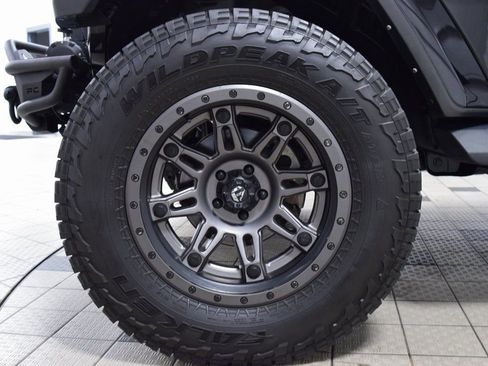 Used 2021 Jeep Gladiator Overland w/ Popular Equipment Package image 20