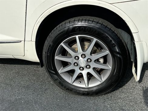 Used 2014 Buick Enclave Leather image 24