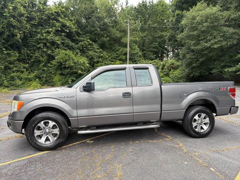 Used 2014 Ford F150 STX w/ Equipment Group 201A Mid RWD image 3