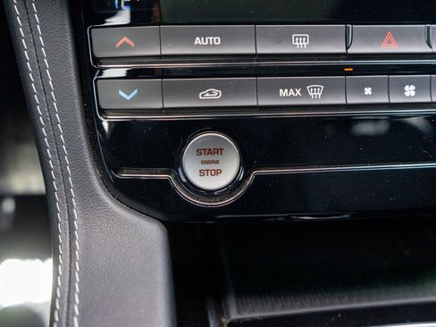 Used 2019 Jaguar F-PACE S AWD/4WD image 22