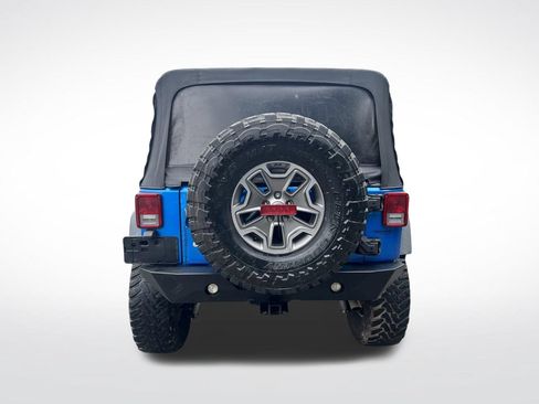 Used 2016 Jeep Wrangler Unlimited Rubicon AWD/4WD image 4