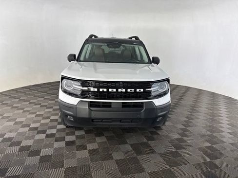 Used 2025 Ford Bronco Sport Outer Banks w/ Outer Banks Tech Package+ AWD/4WD image 3