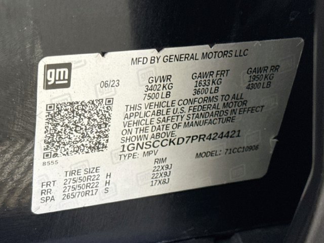 Used 2023 Chevrolet Suburban LT RWD image 39